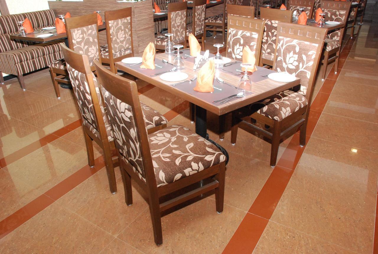 Clinton Park Inn Velankanni Exterior photo
